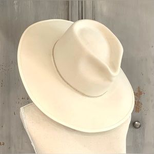 Olive & Pique Ivory Off White Wool Felt Rancher Hat